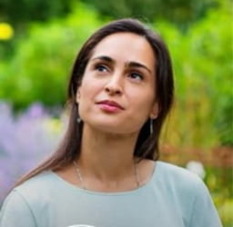 Zahra Afshar