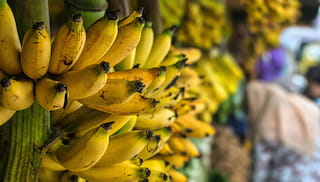 Bridging the living wage gap in the banana sector: a collaborative approach